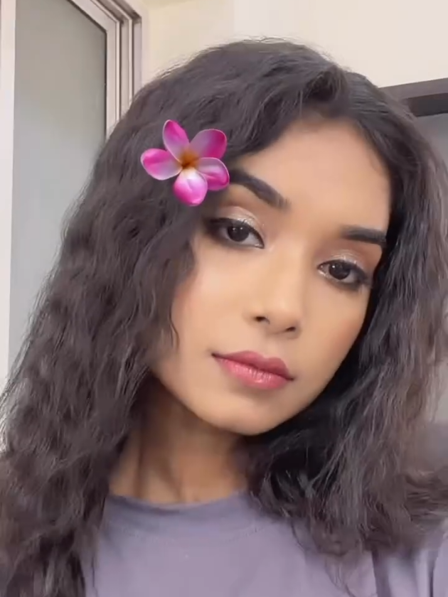 এই লূকে আমাকে কেমন লাগছে কমেন্ট করুন 🥰❤️#prithiofficial #bongronofficial #mistyofficiall 