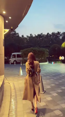 Lạc quan là hạt giống nhỏ bé nhưng có thể nảy mầm hạnh phúc trong tâm hồn. #xuhuong #oderquangchau #vimonoder #aomangto #viral 