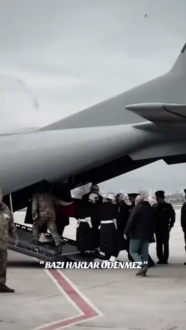 Ne İçin Yaşarsan Onu Örterler Üzerine 🇹🇷 . . . #Türkaskeri #tsk #keşfetbeniöneçıkarttiktok 