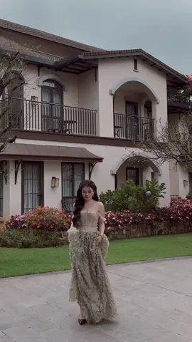 Tự thưởng cho bản thân những ngày sống như công chúa . Nhưng giờ công chúa không biết sống sao tới mùng 10 tây 🙉   #tt #mercuredalatresort #travel