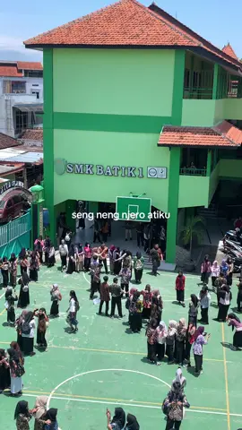 tulus iki mung kanggo awakmu #b1ska67 #smkbatik1surakarta #xybca #haribatiknasional #fotbar 