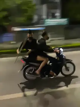 Ngày anh em tao cầm top kcn điềm thuỵ,vd5,sông công,phổ yên thì chú mày ở đâu vậy 