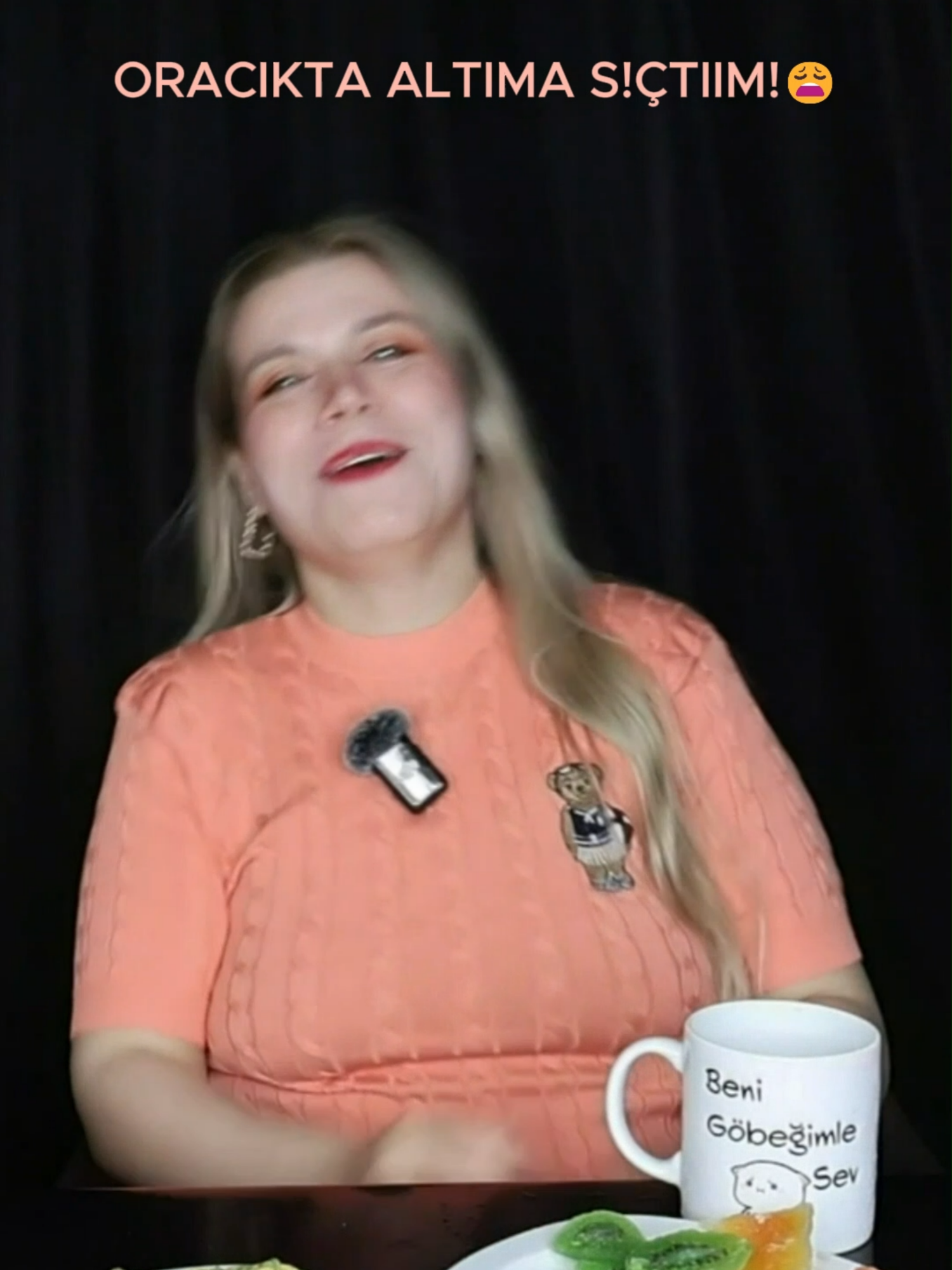 Sevgilisinin ailesinin önünde ALTINA S!ÇTI!😱 @irem.demii YOUTUBE: AADemiTV BÖLÜM ADI: DİNLİYORUZ VE YARGILIYORUZ: REZİL İTİRAFLAR! 3 - yemek yerken izlemeyin... (SİZDEN GELENLER) #demitv #short #komedi #komik #podcast