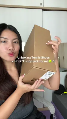 yihiyy unboxingg #tennis #tennisgirl #tennisplayers #fyp #tennisvideo 