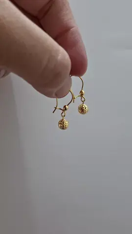 Pawnable 18K Saudi Gold Earrings #pawnablegoldjewelry #18ksaudigoldnecklace #18kgold #18ksaudigold 