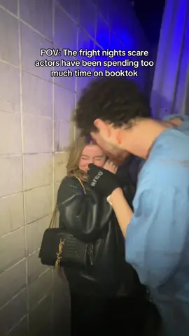 Get it girl I guess 🤪 Trailers was giving ✨ spicy ✨ #thorpepark  #BookTok #frightnights2025 #trailers #frightnight 