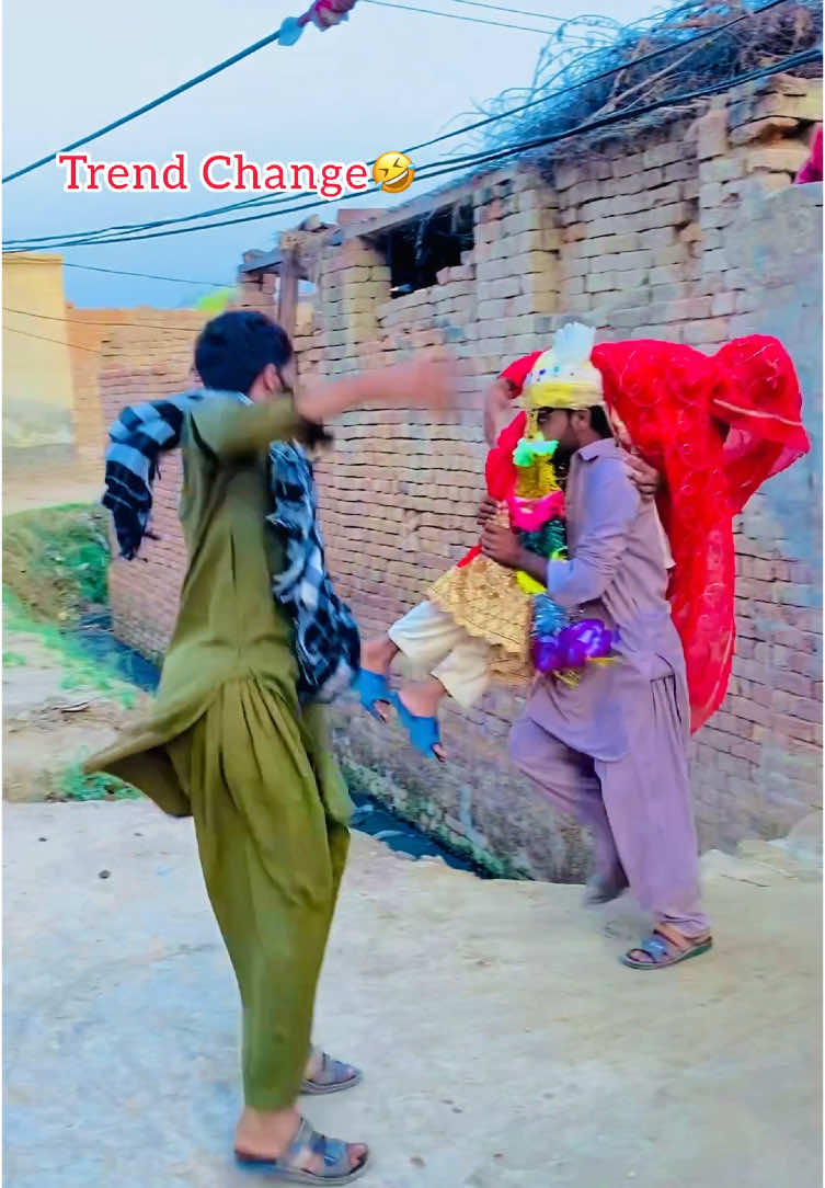 Trend Change🤣 please tiktok team don’t under review my video🙏 #mrnasir2 #unfreezemyacount #trends #viral #fyp #forupage #trendingvideo #tranding @Khaani 