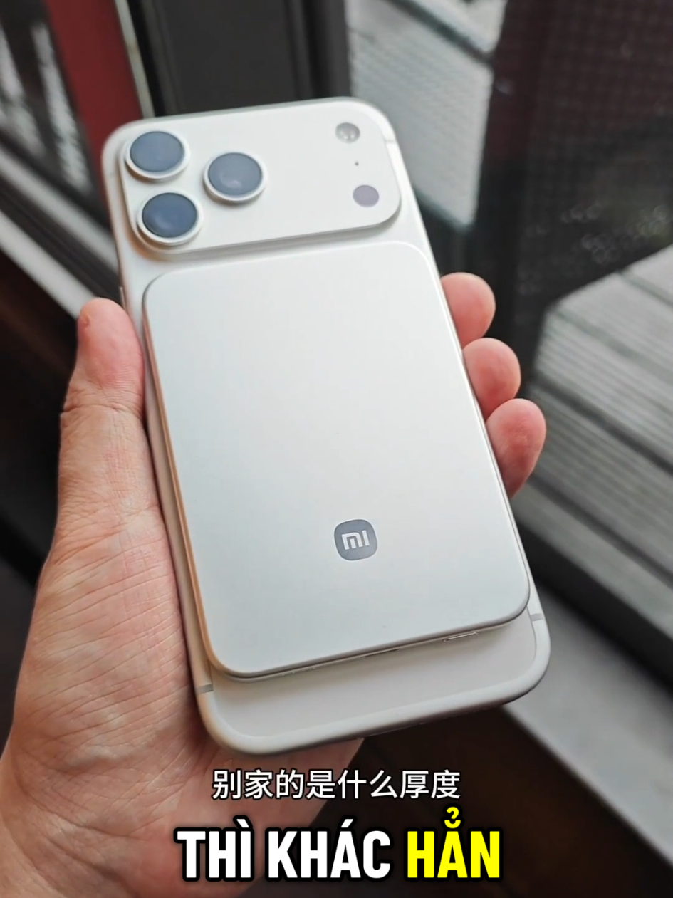 Đẳng cấp iPhone, giá trị Xiaomi – Sạc từ tính siêu mỏng 5000mAh” #sactutinh #sackhongday #congnghe 