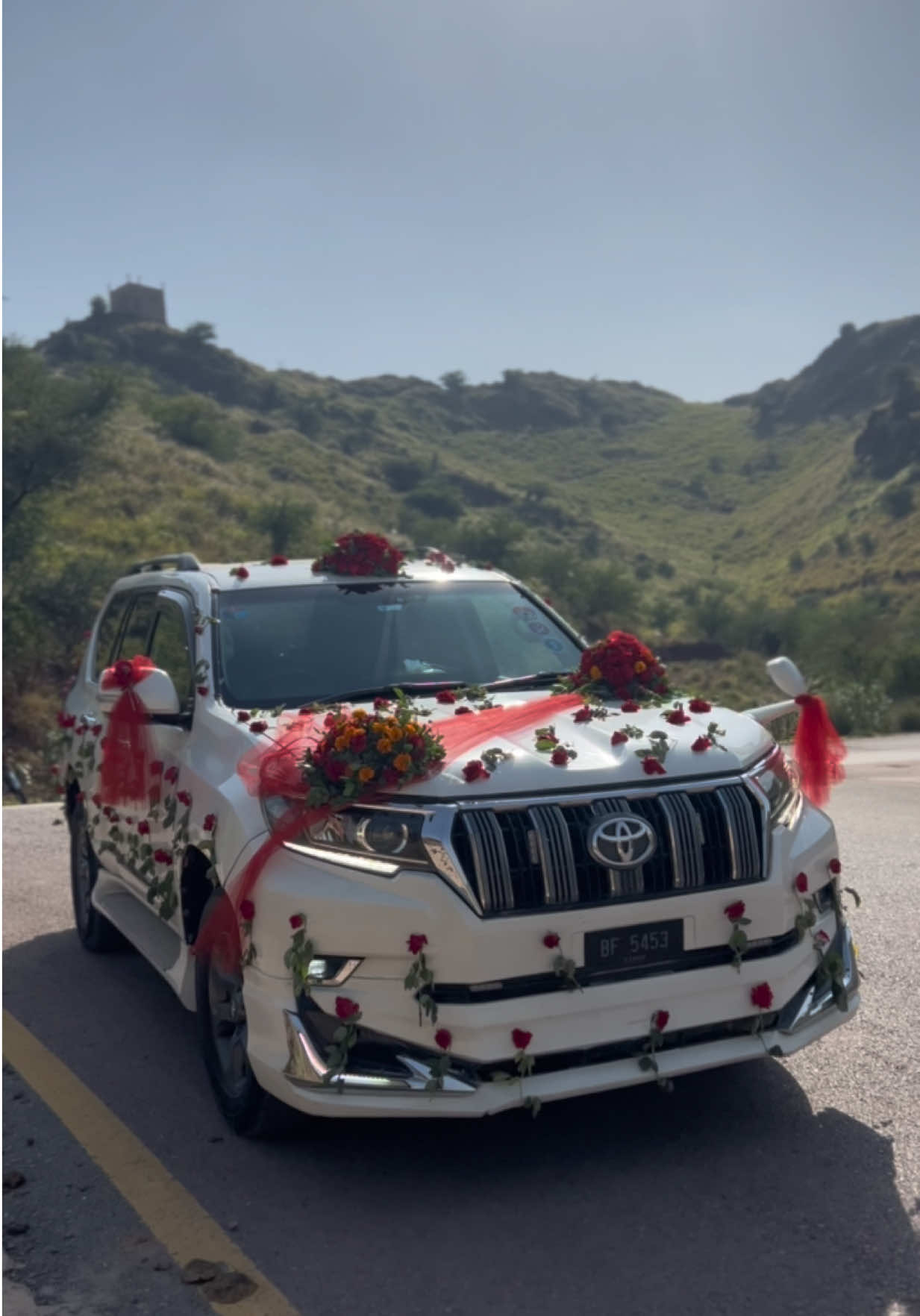 Wedding season started ✨💫book your car contact now :03332273222 ☎️ #babu_rent_a_car #foryoupage #trending #fyp #viral 