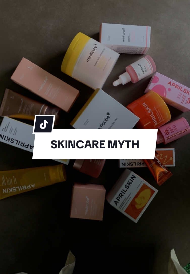 Way deeper than that 💆🏾‍♀️ Comment your go-to product 🧴👇 Let’s put people on #skincare #skintok #skincaremyths 