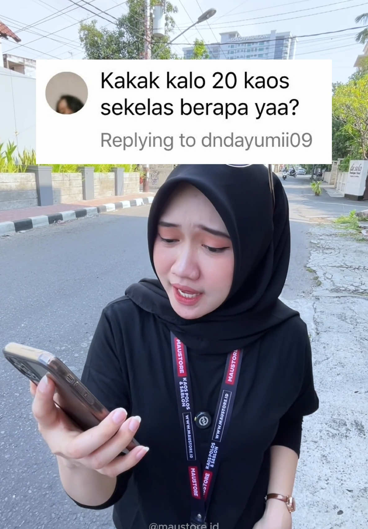 💫 bikin kaos aesthetic sablon menyala buat kembaran temen kelas kalian! Desain bisa request suka suka!✨ . 📌 pesan langsung klik link di bio 🇮🇩 BISA KIRIM KE KOTA MANAPUN ✈️ . #kaossablon #kaoskelas #bikinkaos #kaosmenyala #kaosreflektif 