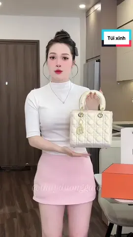 Túi sang như này mà đi làm quà là chuẩn bài luôn #dươngơi #thoitranghottrend #tuixach #qua20thang10 #tuixachnu 