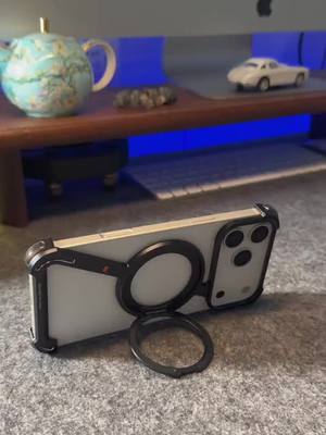 17 Series Creative Z-shaped Metal Rotating Stand Magnetic Phone Case