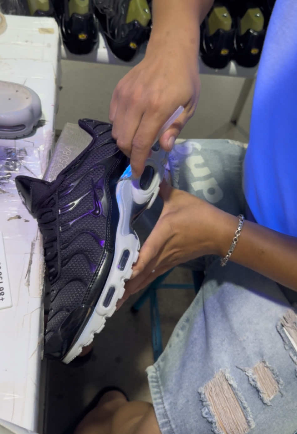 Make shoes build Dreams #tn #sneakers #factory #factorywork #tik_tok 