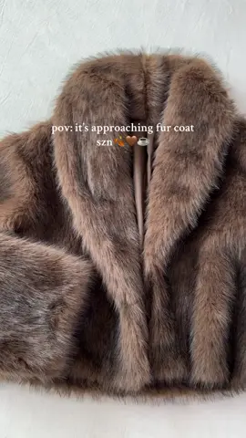 I HAVE been waiting for this.😍😍Perfect chocolate brown faux fur coat🤎#furcoat #autumncoats #furjacket #autumnoutfits #viralfurcoat #wintercoat #fauxfurcoat #dealdrops #spotlightfinds #tiktokmademebuyit 