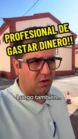Profesional de gastar dinero! #viral #parati 