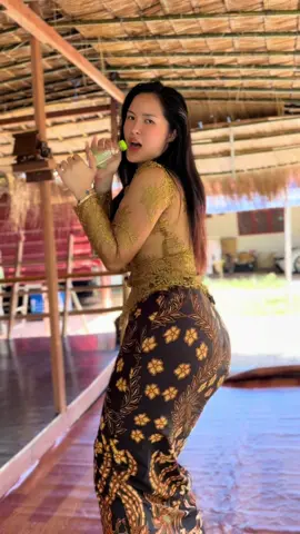 Indonesia 🥰 รอชุดตั้งนานเลยนะเพื่อจะเต้นเพลงนี้อะ 😹 #บิ๋มฑาทิพย์ 