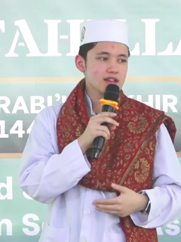 . MasyaAllah Tabarakallah  Allahumma Sholli 'Ala Sayyidina Muhammad  . #alwiassegaf03 #maulidnabi #dakwah #habibalwiassegaf #sayyidalwiassegaf 