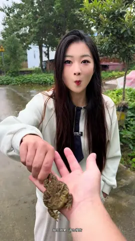 #穎同學 #村裡的姑娘 #搞笑 #反差 #tomboy 