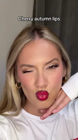Autumn is here. @Alexandra Organic has the best shades for your lips