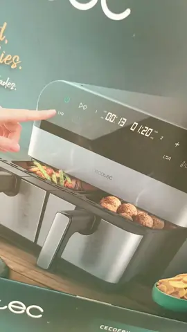 🍽️ Cucina facile, veloce e gustosa!  La Friggitrice ad Aria CecofryGrill è il prodotto ideale per chi vuole preparare piatti croccanti e deliziosi senza rinunciare alla praticità:  ✅ Capacità 10L per soddisfare tutta la famiglia  ✅ 2800W e 4 resistenze per una cottura uniforme e rapida   Solo dal 2 al 15 ottobre a 99,99€!  📲 Ordina online o vieni a trovarci nei nostri negozi #mangiabene #friggitriceadaria #friggitrice #neipertee #fyp