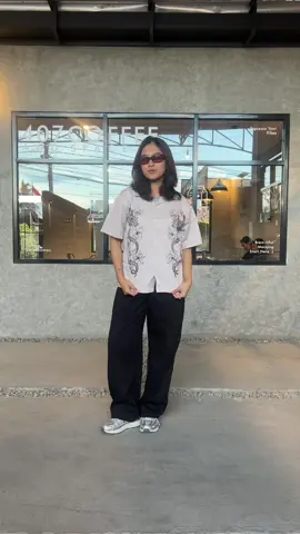 Kemeja couple bisa kalian dapatkan dinkranjang kuning. #promoseruweekend #roadto1010 #kemeja #kemejacouple #kemejapriawanita 