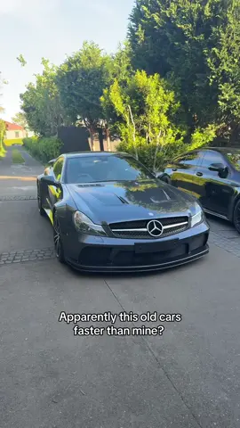 Ahhhh makes sense now..  #mybad #v12TT #v8TT #carbonbody #2009 