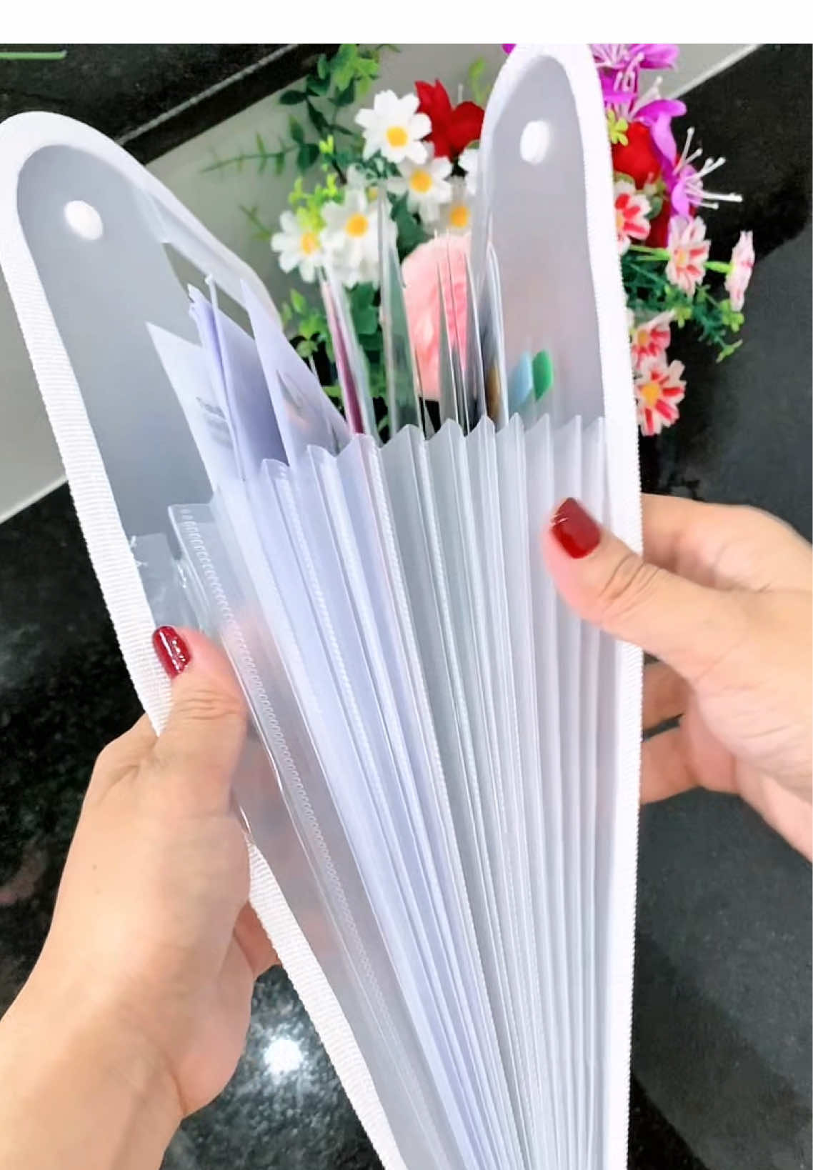 Túi đựng giấy tờ, tài liệu, đựng bài kiểm tra, phiếu bài tập ...vv tiện mà gọn gàng nữa nha mấy bà#tuidunggiayto #tuidungtailieu #vanphongpham #tienich #xh 