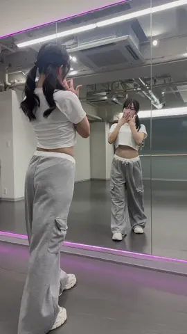 このダンス踊れたらなでなでしてあげる🤣❤️‍🔥 #illit #jellyous 