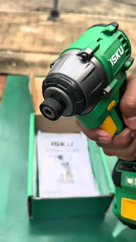 Brushless, baterai tahan lama, tenaga maksimal💥 ISKU 220Nm drill impact driver 21V tembus 3200rpm🔥 harga terjangkau, cek out keranjang kuning🚀 #iskuindonesia #borlistrik #diyrumah 