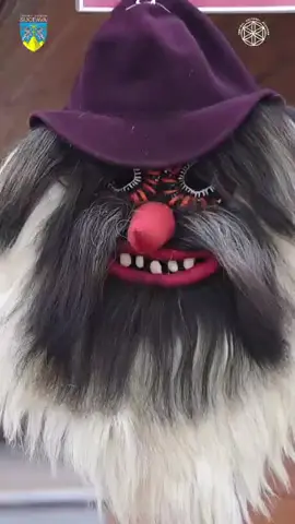 Astăzi începe Târgul de Toamnă „Produs în Bucovina”, la Iulius Mall Suceava!   Timp de trei zile, Iulius Mall Suceava este gazda Târgului de Toamnă „Produs în Bucovina”, unul dintre cele mai așteptate evenimente dedicate tradițiilor, gastronomiei și valorilor autentice din Bucovinei.   Un eveniment organizat de Consiliul Județean Suceava, prin Centrul Cultural „Bucovina”, în parteneriat cu Asociația „Produs în Bucovina”, Iulius Mall Suceava, Primăria Municipiului Suceava, Muzeul Național al Bucovinei și Direcția Silvică Suceava.   Deschiderea oficială are loc astăzi, la ora 14.00.