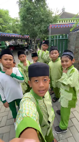 Masha Allah good job anak sholeh, team tari saman maulid nabi❤️ #fyppppppppppppppppppppppp #maulidnabi #sdaththoybah