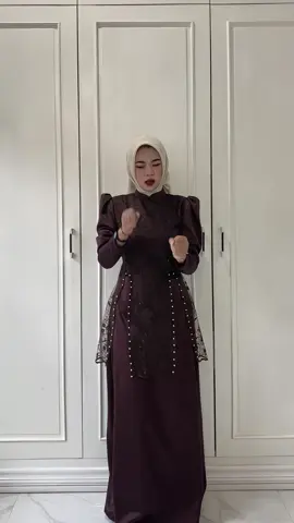 COKLAT MAHOGANY 🤎 #alvbasic #gamiskekinian #dresskondangan #dressbridesmaid #dress 