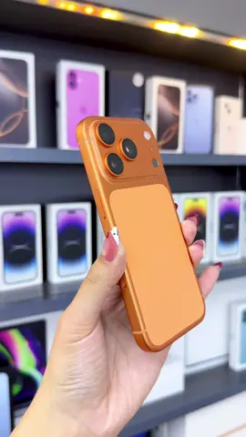Iphone 17 Pro Cam Vũ Trụ, Em sẵn hàng, alo là ship ạ #tragopiphone #nangtho #phatthanhstore #iphone #iphone17pro 
