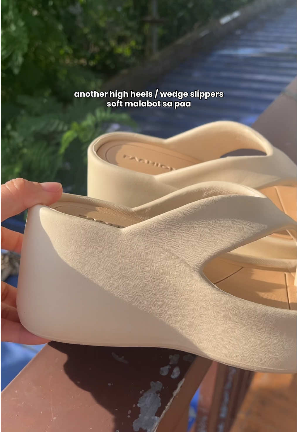 comfy high heels slippers / wedge slippers / wedge slippers / wedge sandals / high heels sandals #highheels #highheelssandals #wedgesandals #wedgeheels #wedgeslippers 