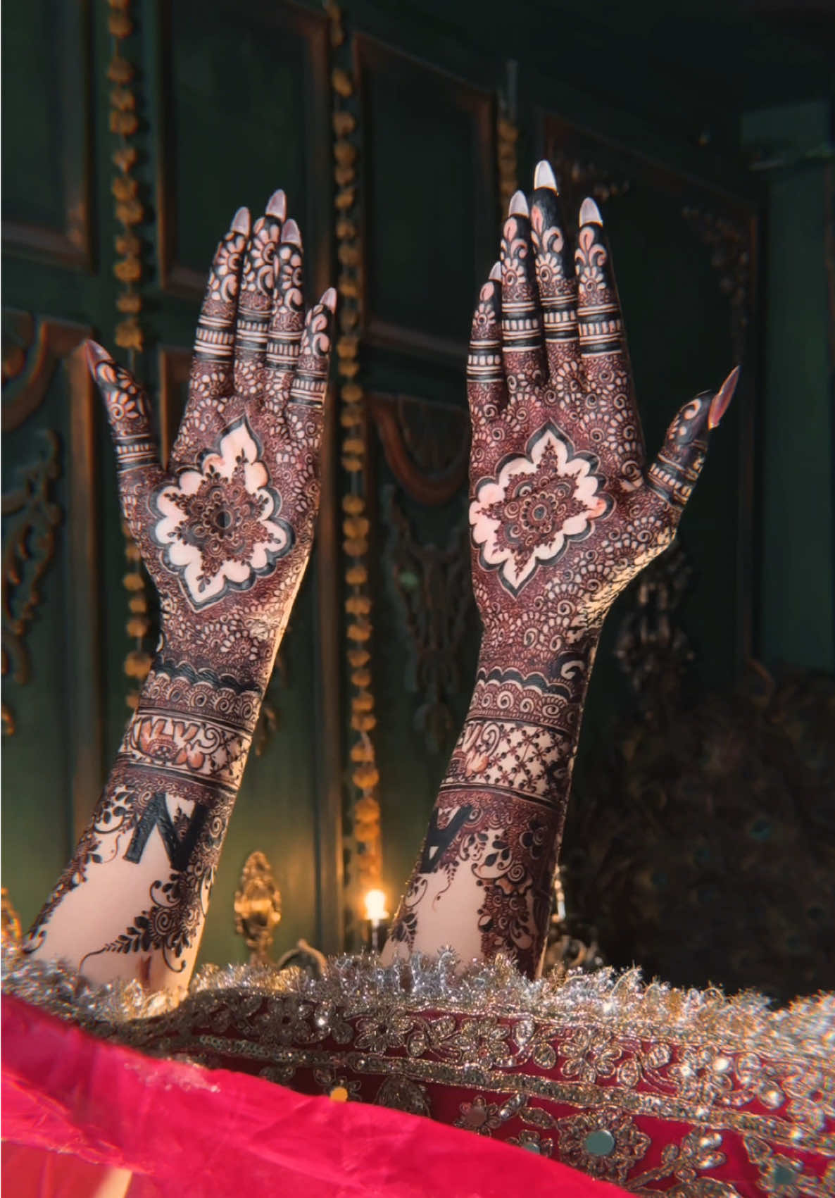 🌿✨ Kashee’s Mehndi Celebration ✨🌿 Experience the grandeur of tradition and glamour at Kashee’s Kingdom – Tariq Road, Karachi 💫💛 From intricate mehndi designs to mesmerizing décor and bridal transformations, witness a celebration like never before! 🌸👑 Let your special moments be styled with perfection by the experts at Kashee’s 💅🎨 📅 Now booking slots for mehndi makeovers, events, and bridal services. 📞 Contact us now to reserve your date and let the magic unfold! #KasheesMehndi #KasheesKingdom #TariqRoadKarachi #KasheesSalon #KashifAslam            