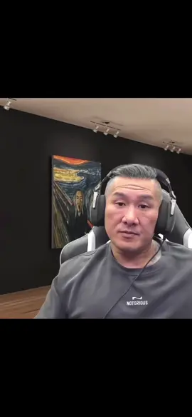 馆长：别打我们，给我们个机会，我已经很努力的在改变台湾民众对中国大陆的看法，都是同胞啊！#馆长 #陈之汉 #館長 #台湾馆长 #台湾 