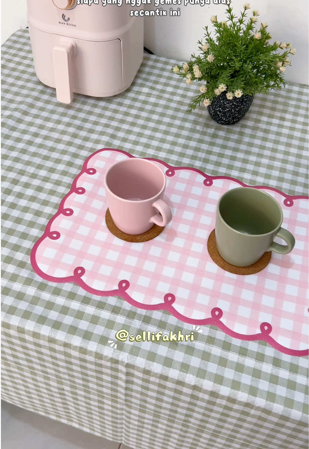 Placemat meja , alas meja #tatakanmeja #placemat #alasngonten #taplakmejaantiair 