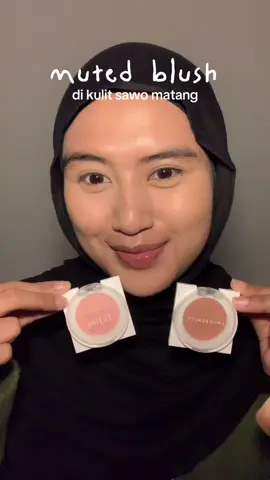 Sebenernya di pigmented cuma di kulit sawo matang warna peachfixer hrs di apply bbrpa kali biar bnbnr keluar warnanya! But so far sooo gewdddd🥹🤩
