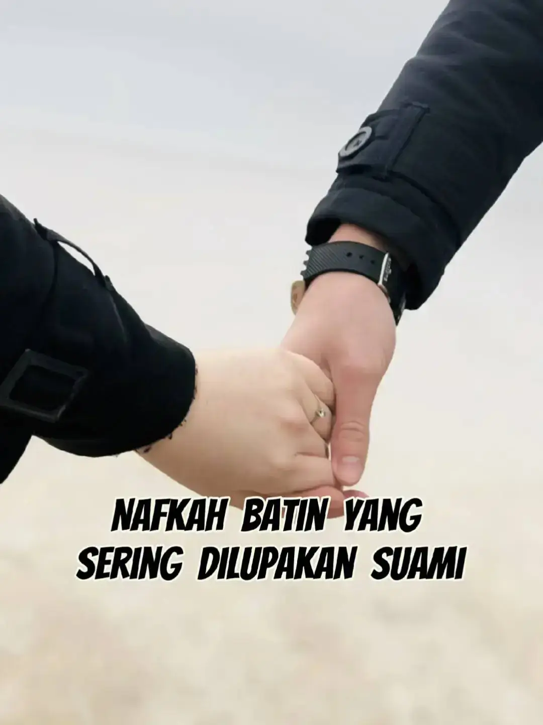 Apa itu Nafkah Bahtin ? 😊 Nafkah batin bagaikan air yang menghidupkan taman hati, tak terlihat kasat mata, tapi kelembutan dan kesegarannya menentukan keindahan hubungan. Mungkin yang sering dilupakan adalah bahwa cinta tak hanya diberikan melalui materi, tapi juga melalui bisikan lembut, sentuhan hangat, dan kehadiran yang sungguh-sungguh meresapi jiwa.😊 - *Pemberian Emosi dan Kasih Sayang*: Nafkah batin mencakup ekspresi cinta, perhatian, empati, dan dukungan emosional. - *Koneksi Spiritual dan Psikologis*: Ini bisa berupa komunikasi mendalam, pengertian, dan kesediaan mendengarkan pasangan. - *Keintiman dan Kedekatan*: Nafkah batin juga berbicara tentang kualitas hubungan yang membuat pasangan merasa dihargai dan dicintai. Aspek Nafkah Batin yang Sering Dilupakan Suami 1. *Kurangnya Komunikasi Emosional*: Suami mungkin fokus pada nafkah materi tapi kurang mengungkapkan perasaan atau mendengarkan kebutuhan emosional pasangan. 2. *Kehadiran yang Tak Selalu Aktif*: Kehadiran fisik tidak selalu berarti kehadiran batin; suami mungkin ada tapi tidak sepenuhnya terlibat secara emosional. 3. *Pengabaian Kebutuhan Psikologis Pasangan*: Setiap orang punya kebutuhan psikologis unik; suami mungkin tidak selalu menyadari atau merespons kebutuhan ini. 4. *Kurangnya Ekspresi Cinta*: Kata-kata afirmasi, sentuhan kasih sayang, atau gesture kecil sering dibutuhkan tapi mungkin terabaikan. 5. *Stres dan Fokus Eksternal*: Tekanan pekerjaan atau fokus pada hal eksternal bisa membuat suami kurang memperhatikan nafkah batin. Mengapa Nafkah Batin Penting ? - *Membangun Keintiman*: Nafkah batin memperkuat ikatan emosional pasangan. - *Keseimbangan Hubungan*: Harmoni dalam hubungan sering bergantung pada keseimbangan antara nafkah materi dan batin. - *Kesejahteraan Psikologis*: Nafkah batin yang baik mendukung kesehatan mental dan kebahagiaan pasangan.