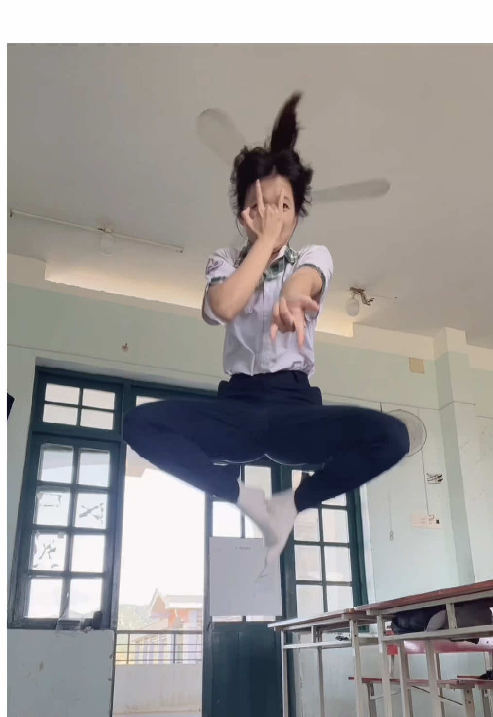 Còn gì lày hơn nửaaa hongg🌝                        @Kim Trinh #vairal #xuhuongtiktok 