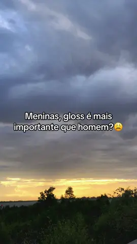 Respondam nos comentários meninas😭😩#foryou #🇲🇿🇦🇴🇵🇹🇧🇷tiktokmoz #palopes🇬🇼🇨🇻🇲🇿🇸🇹🇦🇴 #fy #fypシ゚viral🖤tiktok 