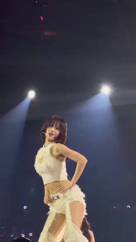 day1 #twice_thisisfor_world_tour #모모 #트와이스 #macao #MOMO 