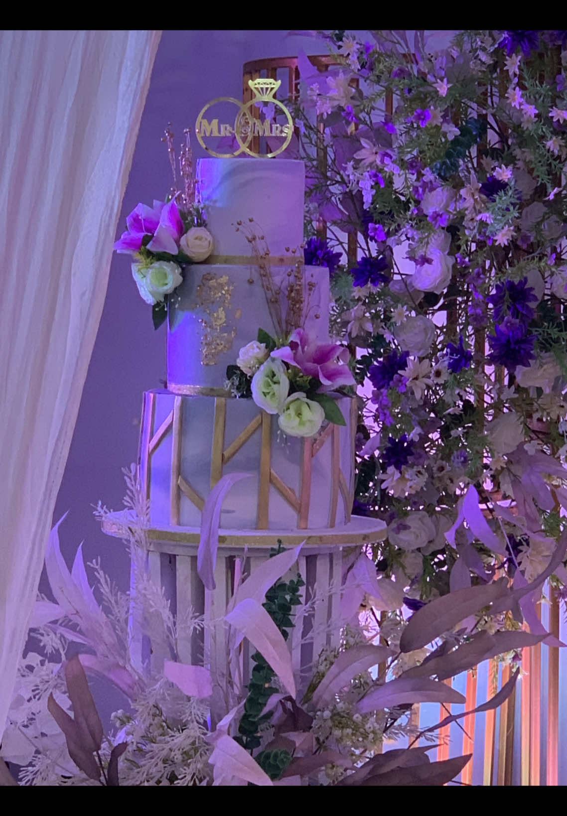 NEED A CAKE? Kindly send a DM or contact 08167000982 through WhatsApp #weddingcake #birthdaycake #cakesinibadan #naijabaker #viral #explorepage #trendingnow #contentcreator #ibadanvendor #ibadanmarket #consistencywithresult