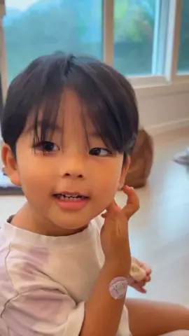 Ahin is so adorable 🤏😚 #ahin #fyp #cutebaby @아인이는워아이니🫶🏻💛✨ 