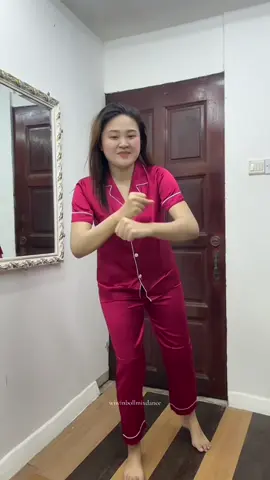 Memang asikk pakai baju ni ek 🤣#wiwinbollmixdance #pacartetangga 
