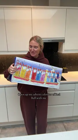 The best present ever! 🤣 open up my advent calender of red bull with me 🙌🏻🙌🏻 @Red Bull Ireland 🇮🇪 @Red Bull l@Tesco_irl @Tesco #tesco @Liffey Valley #redbull #adventcalender 