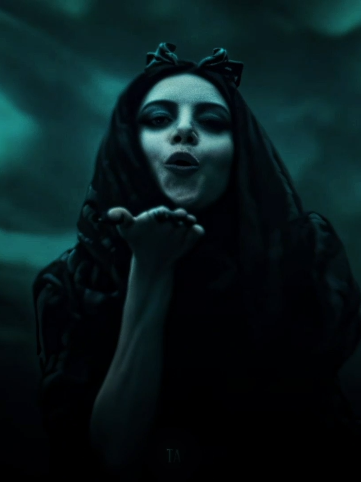 happy spooktober!! presets on my payhip, wm 24kjhon #taravfx3 #aubreyplaza #aubreyplazaedit #fyp #riovidal #kathrynhahn #agathaharkness #wandamaximoff #aftereffectsedit #agathaallallgong #elizabetholsen #riovidaledit