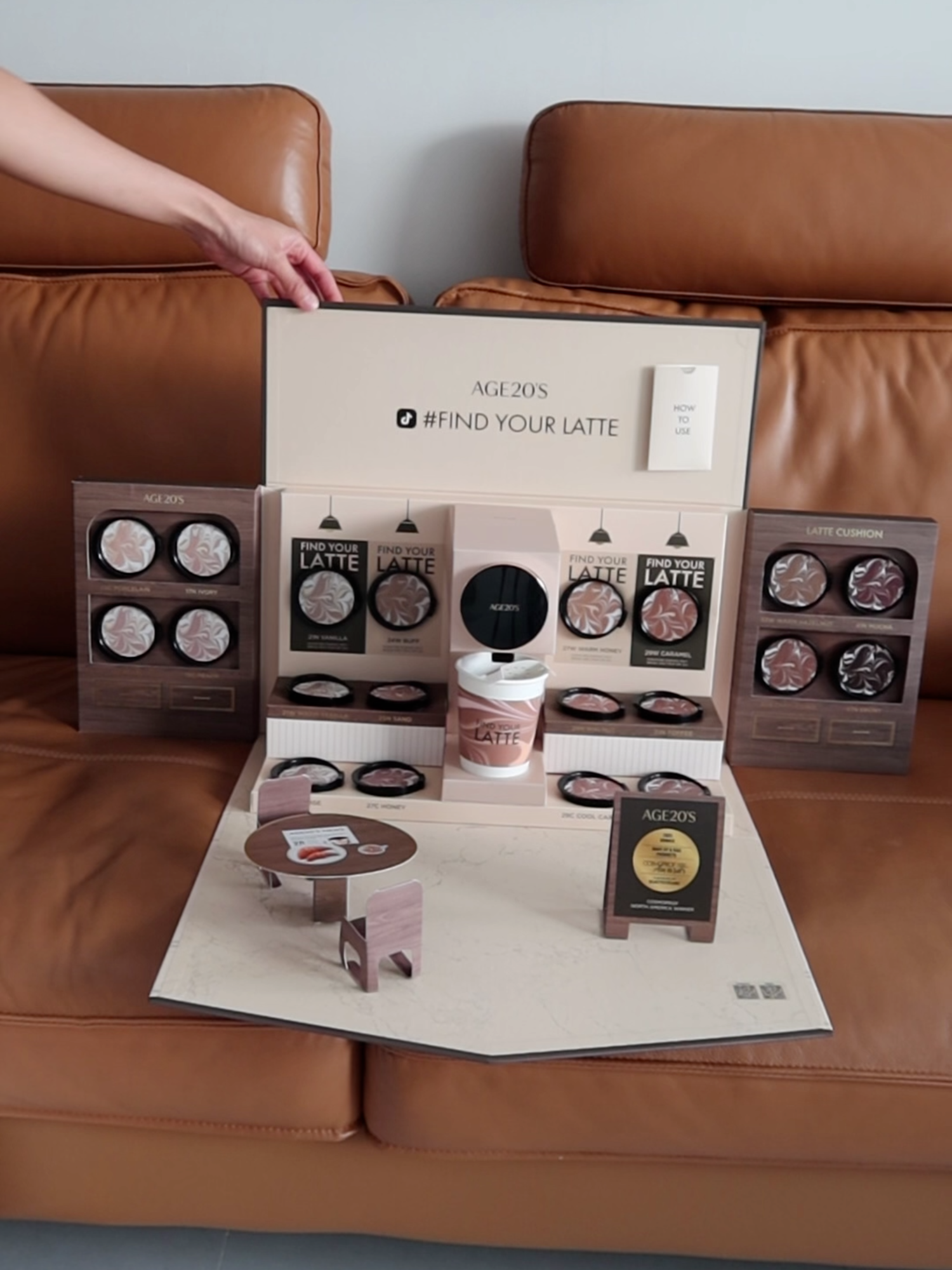 𝑾𝒆𝒍𝒄𝒐𝒎𝒆 𝒕𝒐 𝑨𝑮𝑬20’𝑺 𝑪𝒂𝒇é ☕✨ Unboxing our latte-inspired PR box — 20 shades, coffee aroma, and the glow you’ve been waiting for. Her pick? 19C Peach 🍑 ✨ Rub the latte ✨ Swipe on the face ✨ Gently pat to blend The result: effortless coverage + radiant glow. 👉 Find your latte, find your glow.✨ Post-PBDD deals are here! From Oct 9 – 12 only: ☕ OG Shades → up to 24% OFF 🌟 New Shades → 10% OFF Don’t miss your latte moment 💛 ✨ Post-PBDD deals are here! From Oct 9 – 12 only: ☕ OG Shades → up to 24% OFF 🌟 New Shades → 10% OFF Don’t miss your latte moment 💛 #AGE20S #FindYourLatte #LatteCushion #cushionfordryskin #koreancushionfoundation