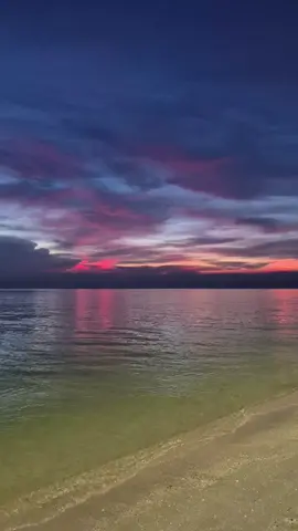 บางแสนเย็นนี้สวยมาก ทะเลน้ำใส  #บางแสน #น้ำใส #ฟีดดดシ #ลมพัดออก 
